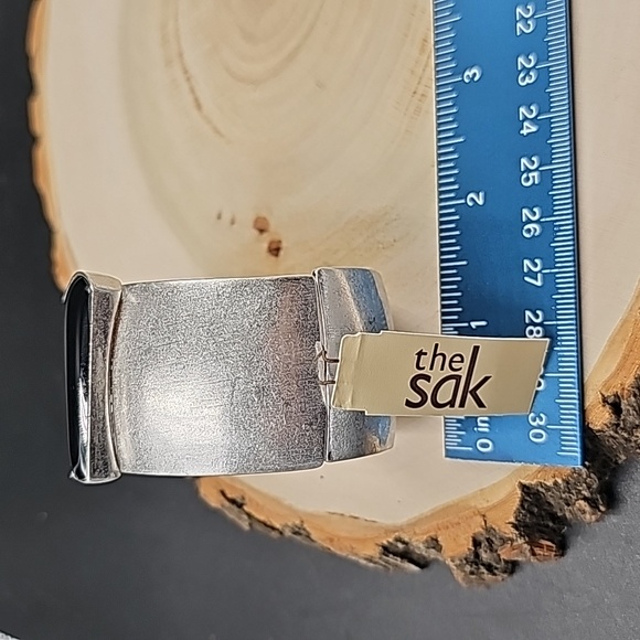 NWT THE SAK Gorgeous Silver and Black Fashion Statement Bangle Bracelet. - Picture 8 of 8
